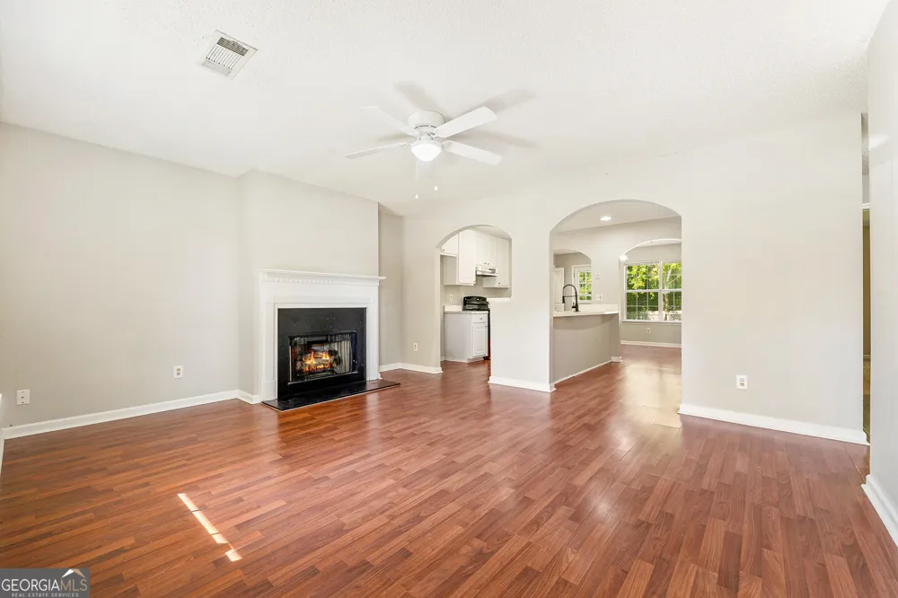 6783 Saganaw DR Rex, GA 30273