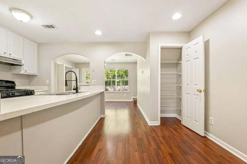 6783 Saganaw DR Rex, GA 30273