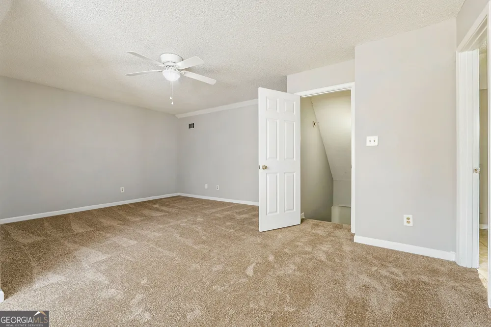 6783 Saganaw DR Rex, GA 30273