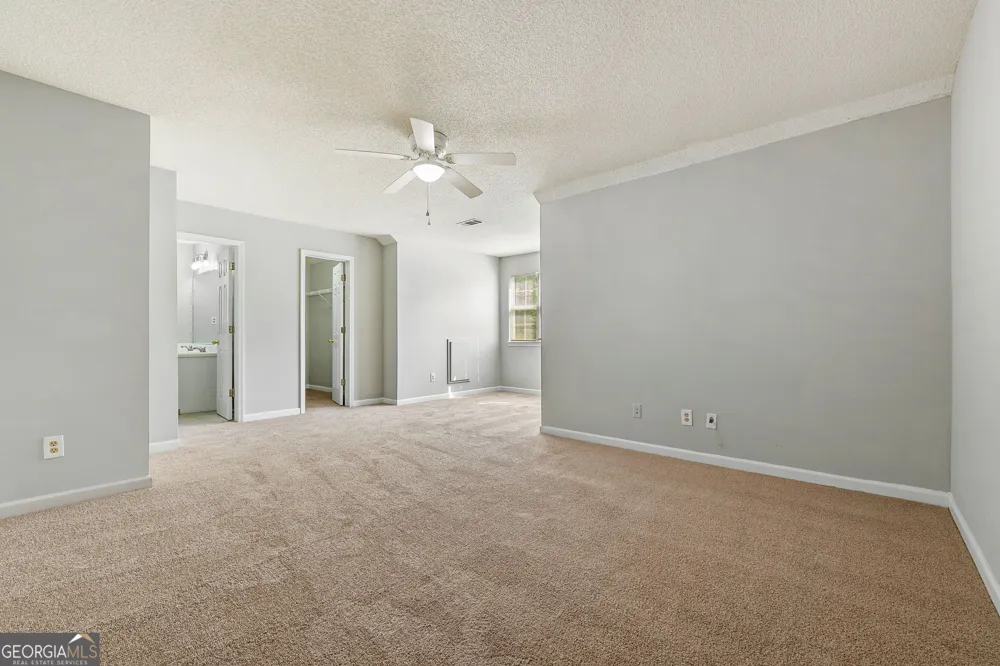 6783 Saganaw DR Rex, GA 30273