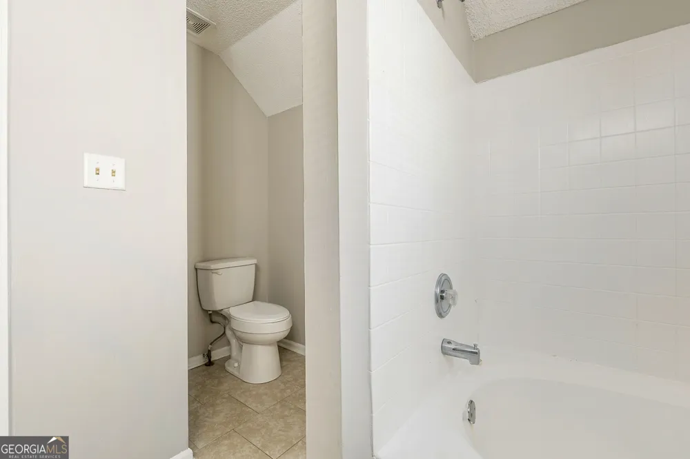 6783 Saganaw DR Rex, GA 30273