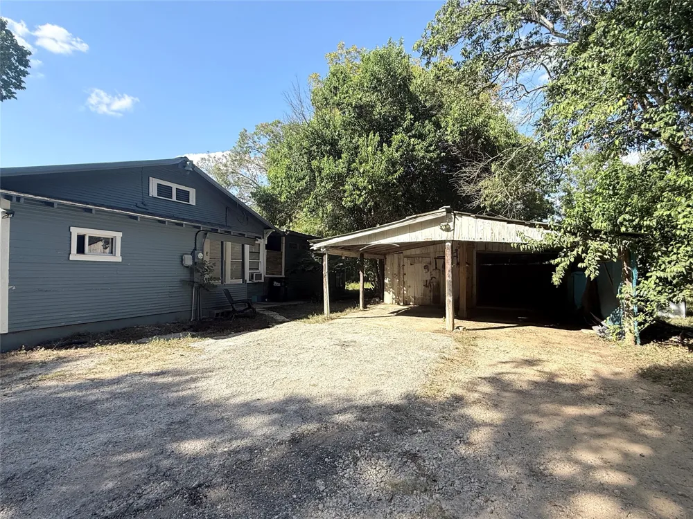 126 Smith Lane #E San Marcos, TX 78666
