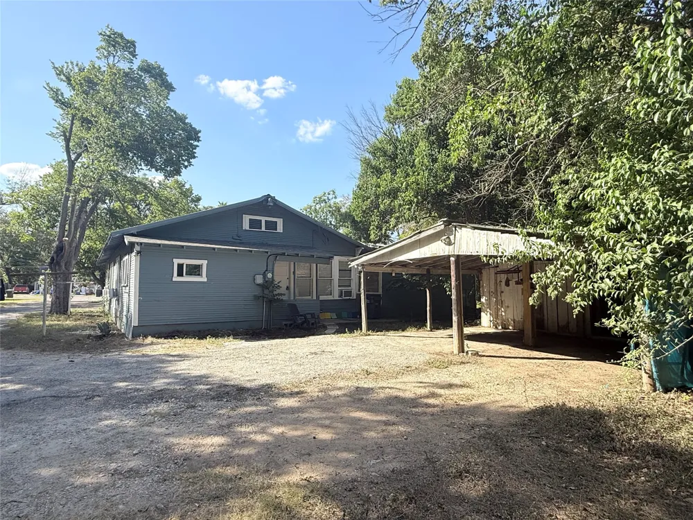 126 Smith Lane #E San Marcos, TX 78666