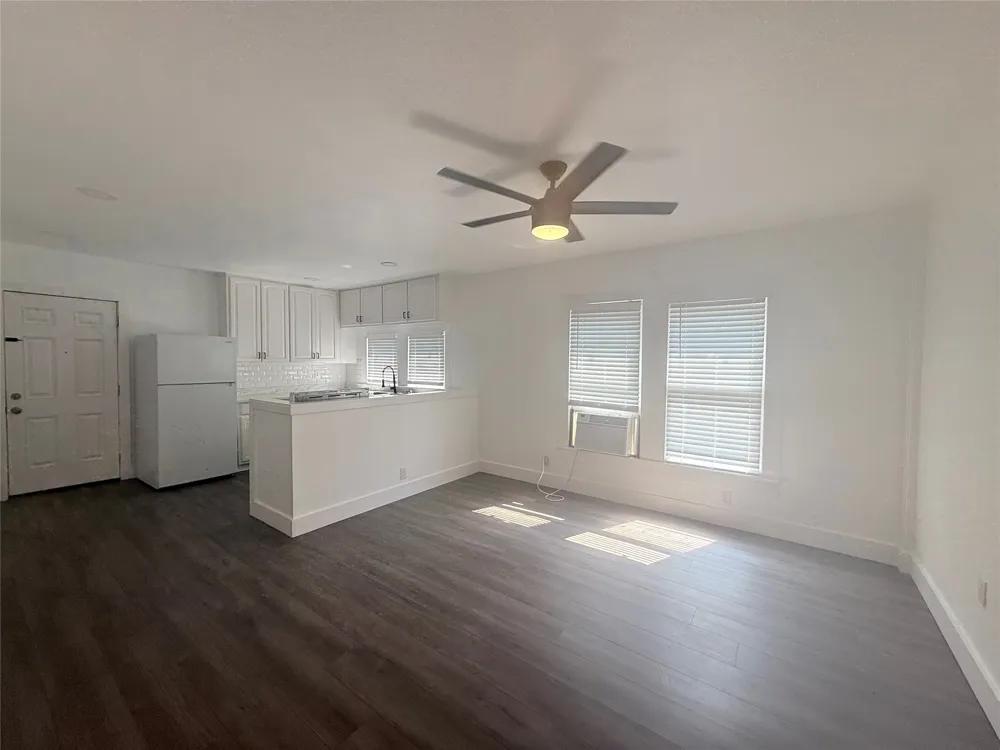 126 Smith Lane #E San Marcos, TX 78666