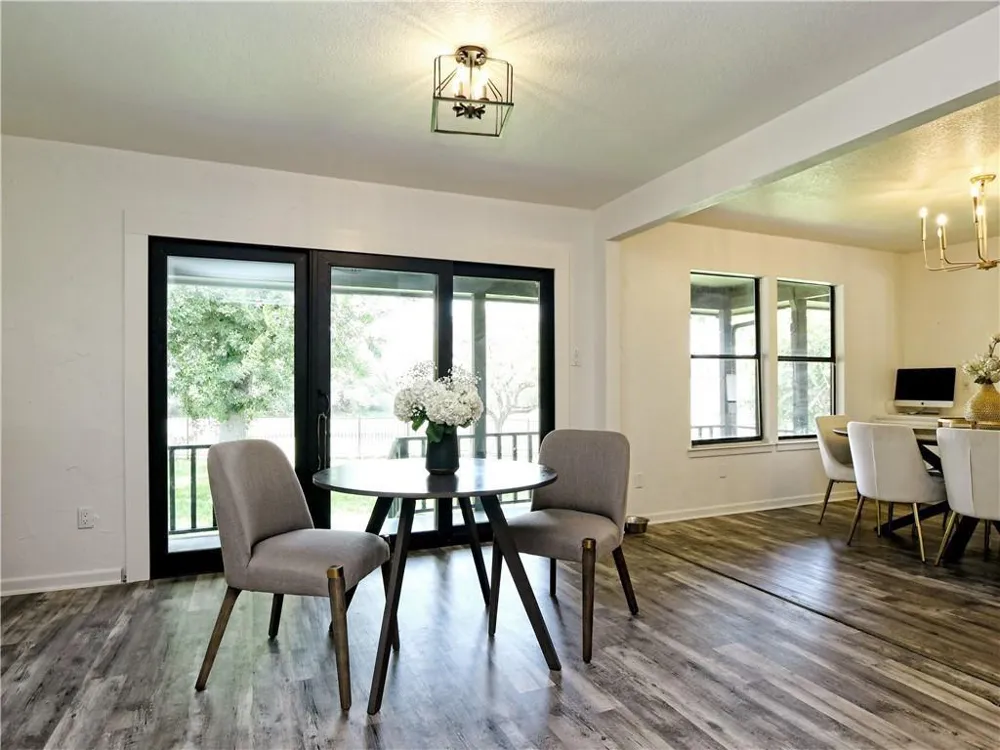 730 Vanguard Street Lakeway, TX 78734