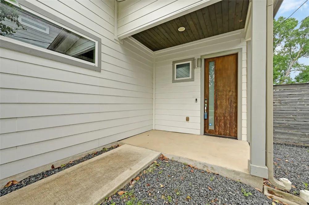 1100 Saucedo Street #B Austin, TX 78721