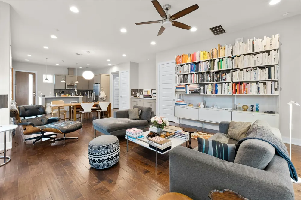 1100 Saucedo Street #B Austin, TX 78721
