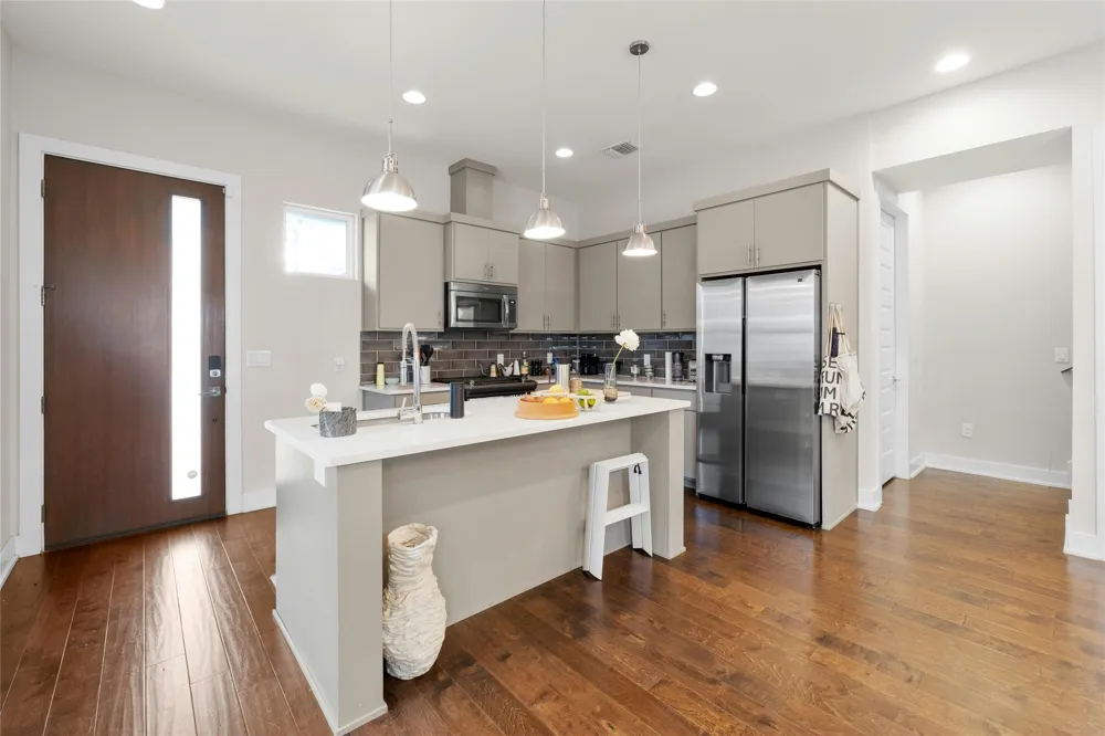 1100 Saucedo Street #B Austin, TX 78721