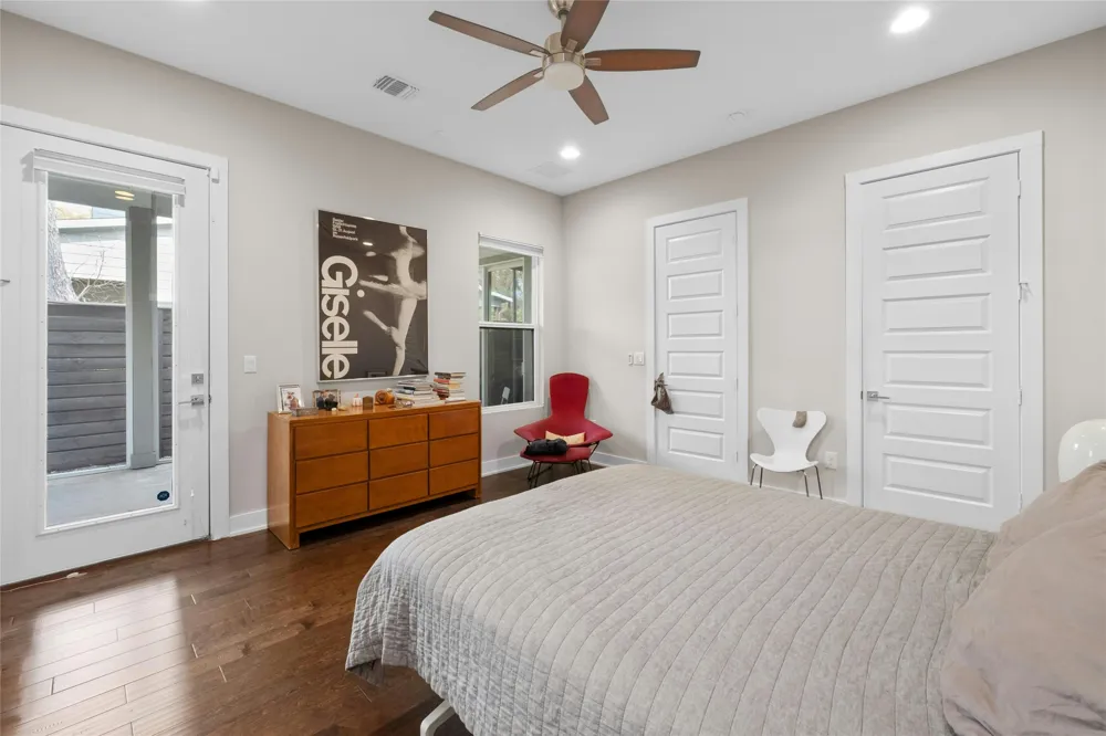 1100 Saucedo Street #B Austin, TX 78721