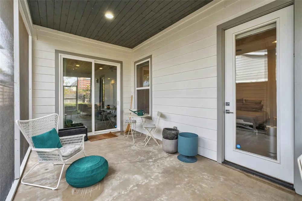 1100 Saucedo Street #B Austin, TX 78721