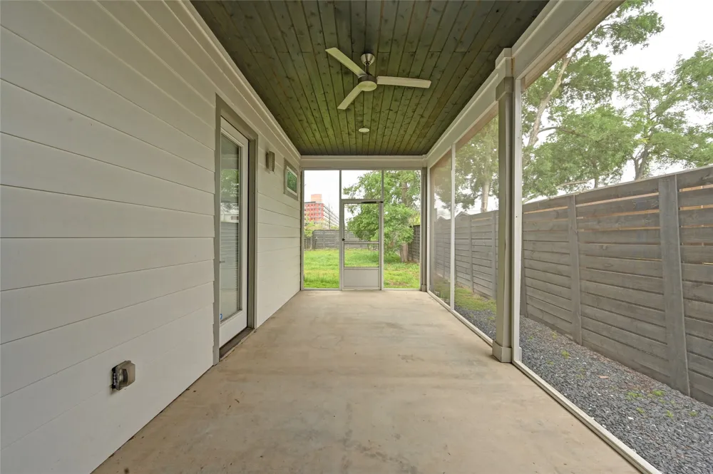 1100 Saucedo Street #B Austin, TX 78721