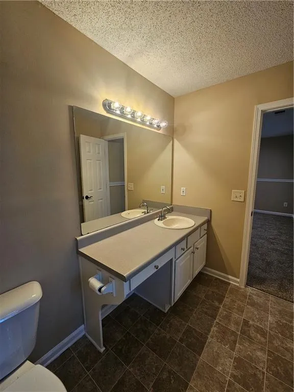25 Hearthstone Drive Stockbridge, GA 30281
