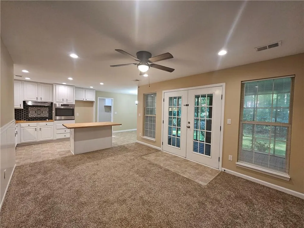 25 Hearthstone Drive Stockbridge, GA 30281