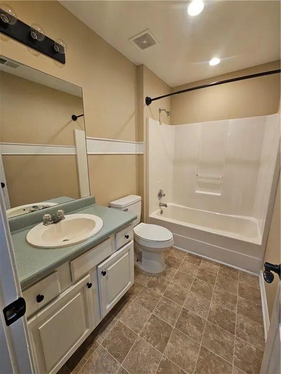 25 Hearthstone Drive Stockbridge, GA 30281