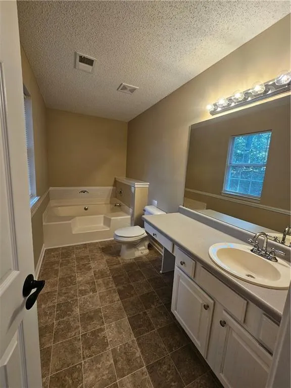 25 Hearthstone Drive Stockbridge, GA 30281