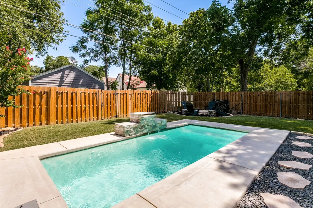 4920 Birchman Avenue Fort Worth, TX 76107