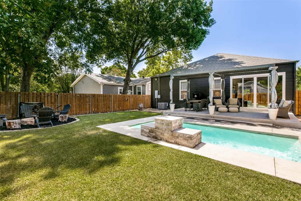 4920 Birchman Avenue Fort Worth, TX 76107