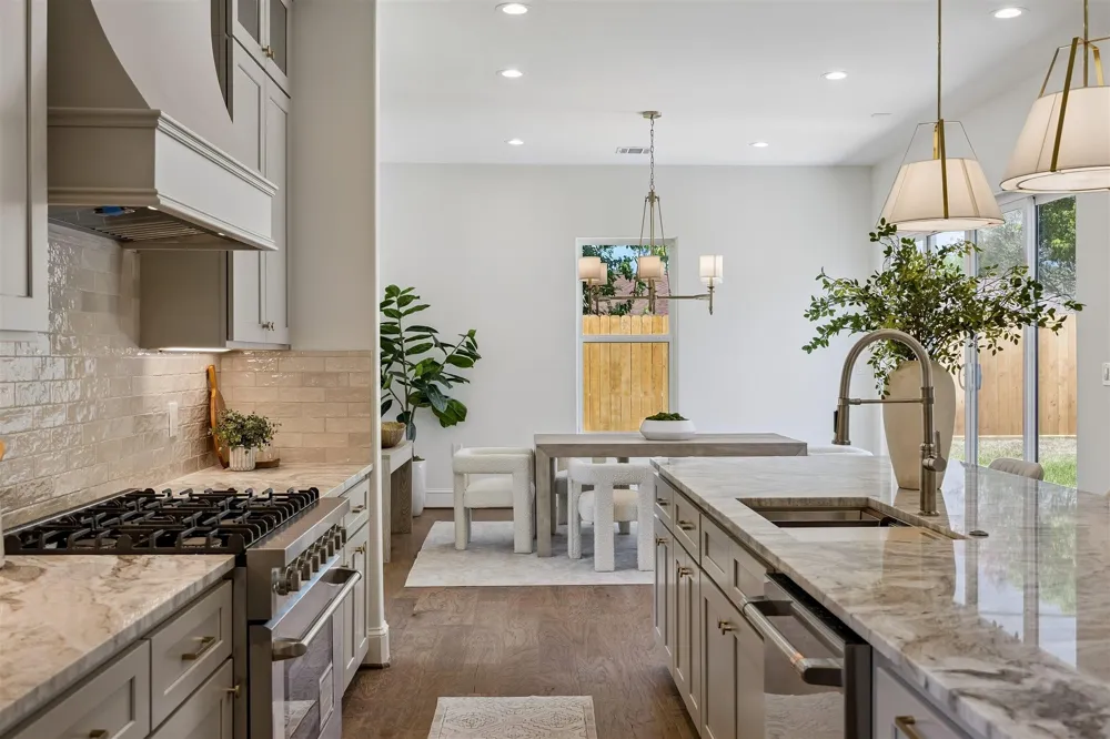 5310 De Milo Drive Houston, TX 77092