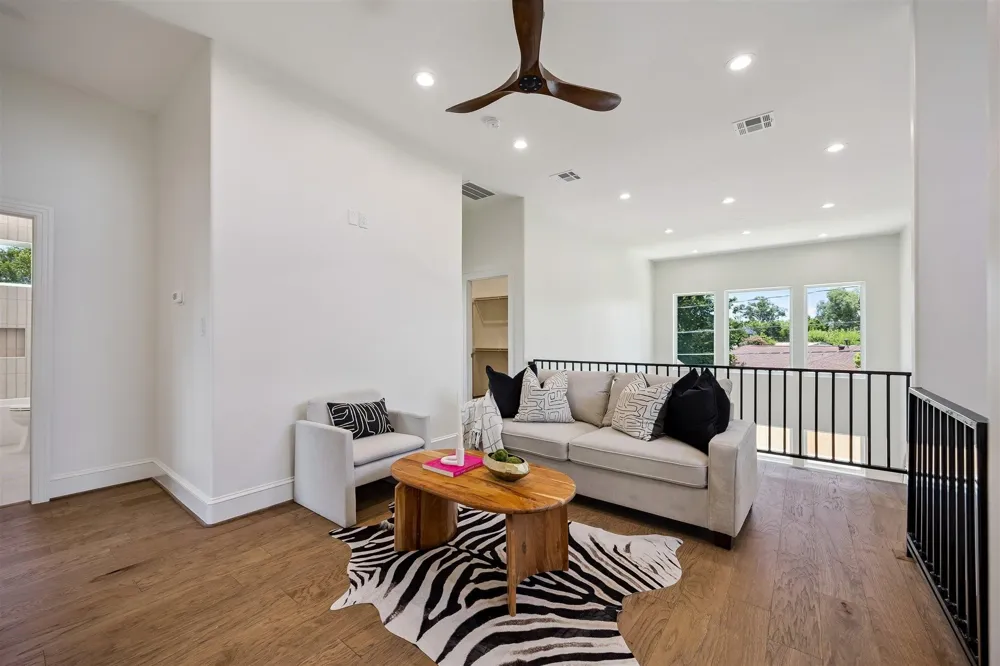 5310 De Milo Drive Houston, TX 77092