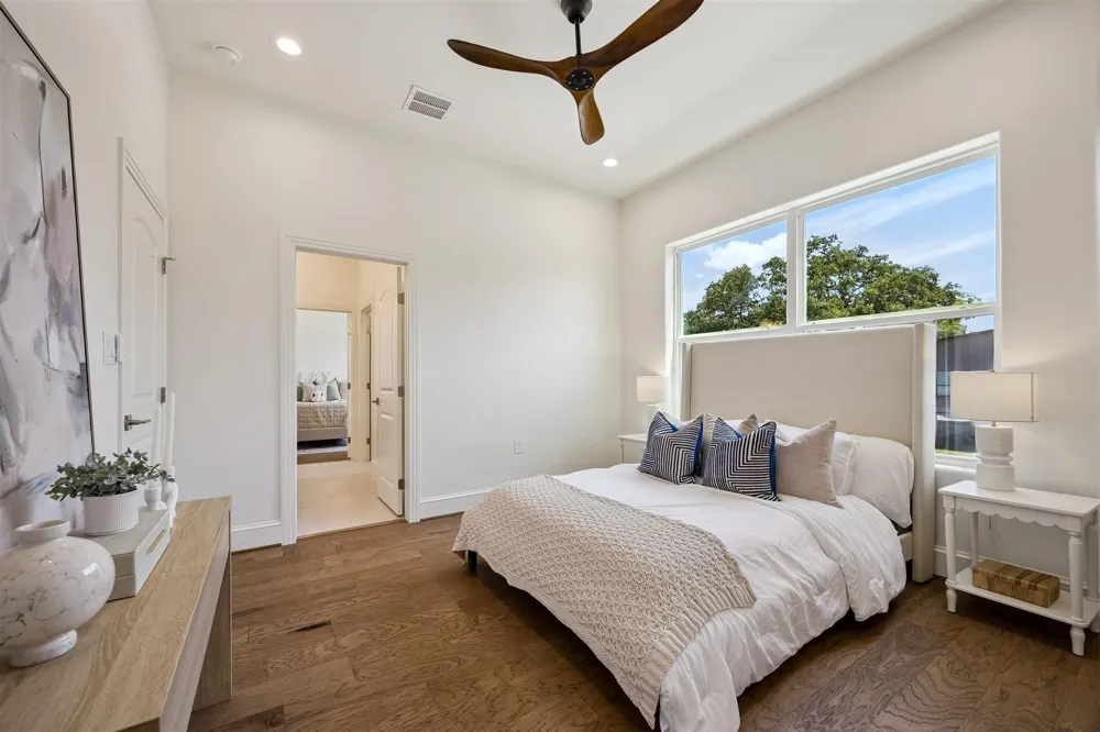5310 De Milo Drive Houston, TX 77092