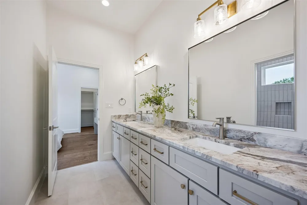 5310 De Milo Drive Houston, TX 77092