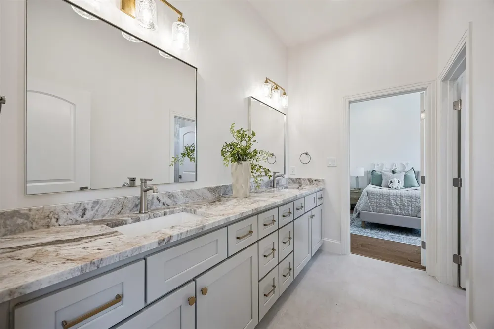 5310 De Milo Drive Houston, TX 77092