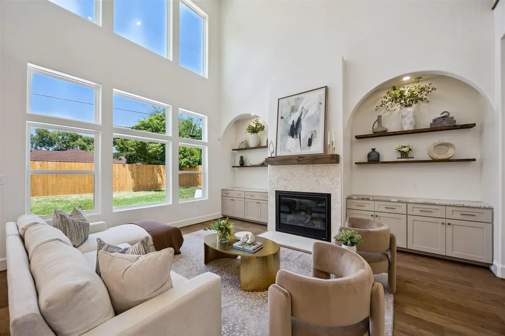 5310 De Milo Drive Houston, TX 77092
