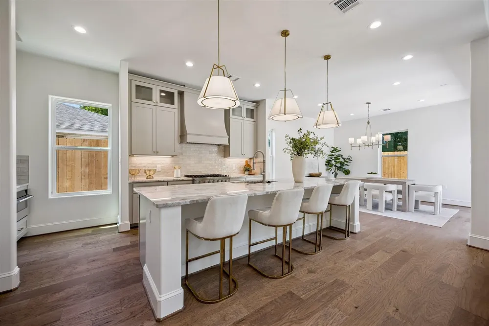 5310 De Milo Drive Houston, TX 77092