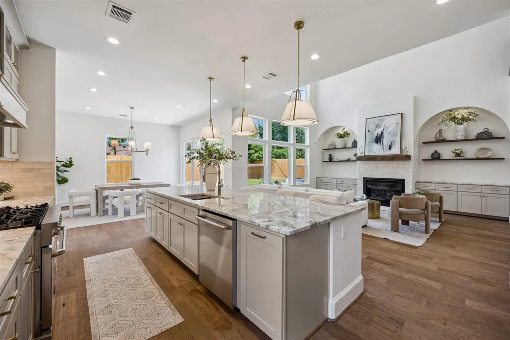5310 De Milo Drive Houston, TX 77092