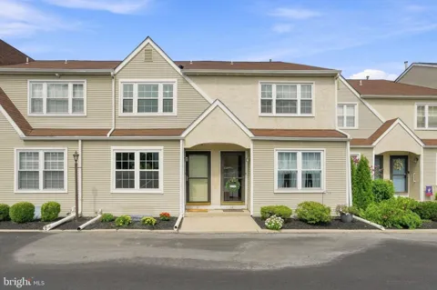 111 BEECHWOOD AVENUE #11