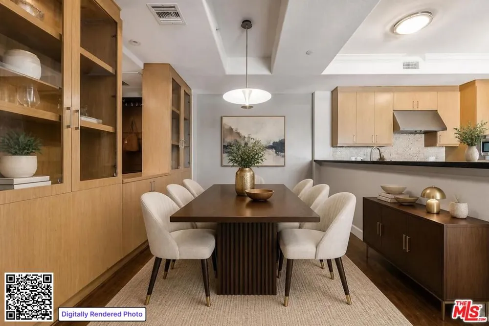 311 S Gramercy Place #602 Los Angeles, CA 90020