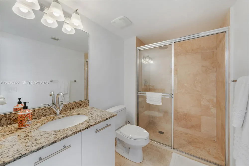41 SE 5th St #1607 Miami, FL 33131