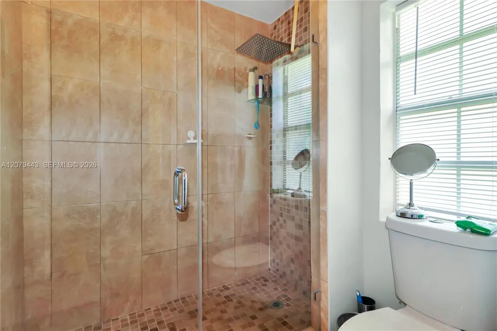 590 SE 19th Dr Homestead, FL 33033