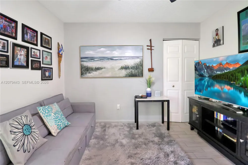 590 SE 19th Dr Homestead, FL 33033