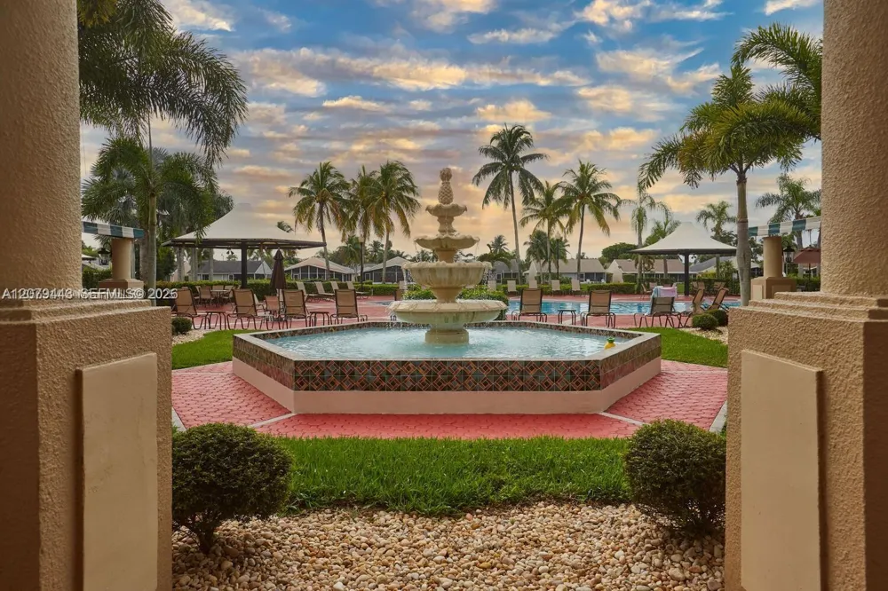 590 SE 19th Dr Homestead, FL 33033