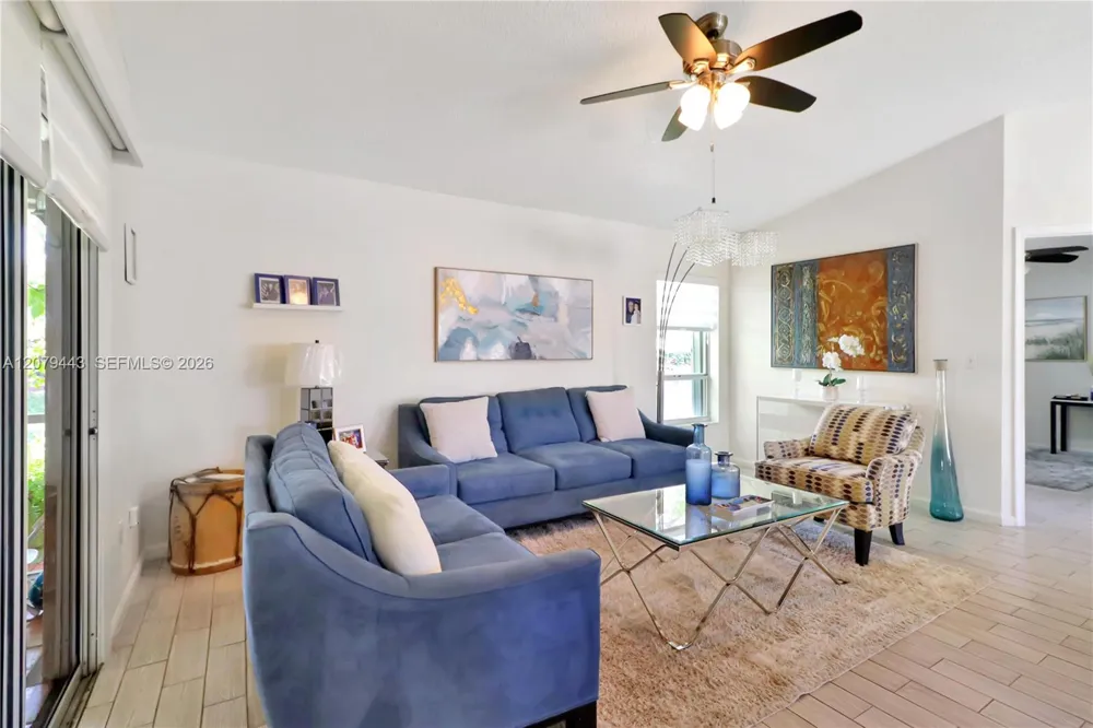 590 SE 19th Dr Homestead, FL 33033