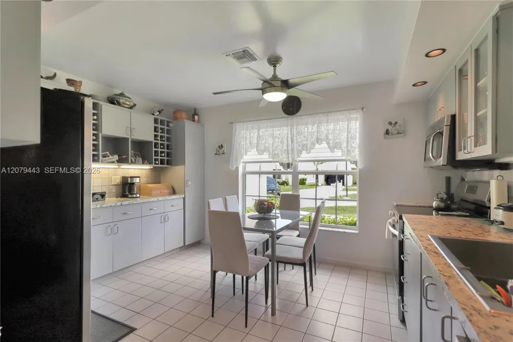 590 SE 19th Dr Homestead, FL 33033