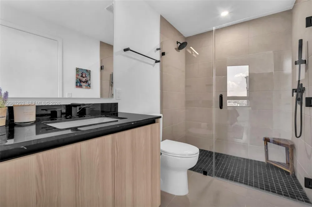 225 Miami Ave #1202 Miami, FL 33128