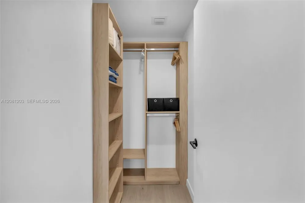 225 Miami Ave #1202 Miami, FL 33128