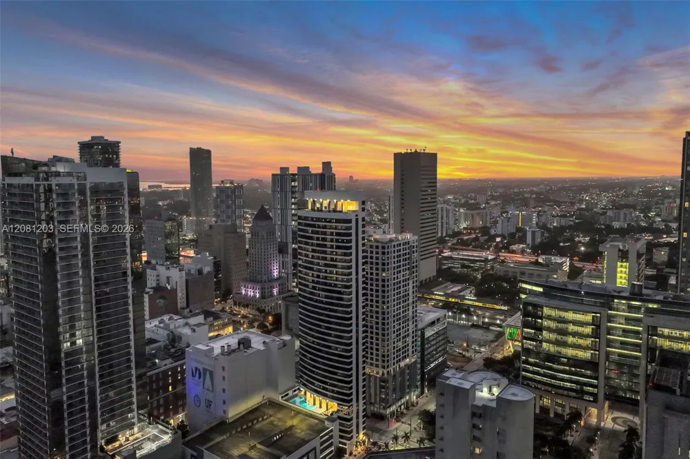 225 Miami Ave #1202 Miami, FL 33128