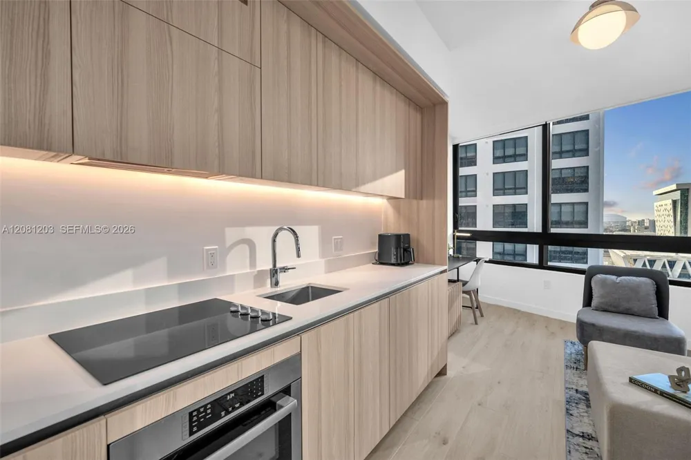 225 Miami Ave #1202 Miami, FL 33128