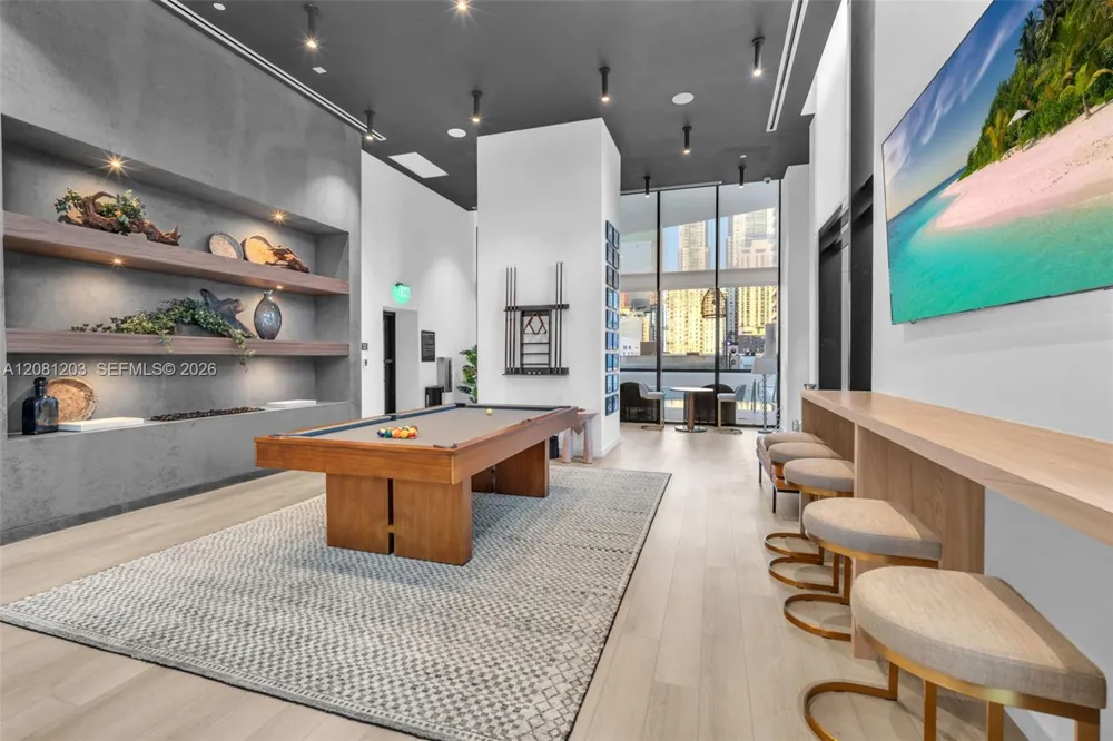 225 Miami Ave #1202 Miami, FL 33128