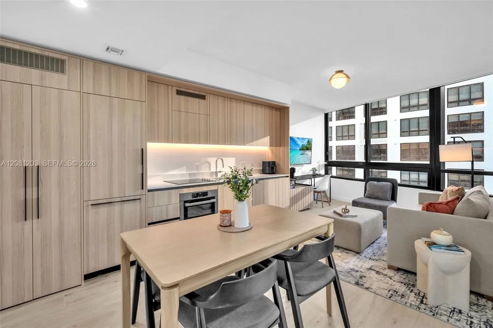 225 Miami Ave #1202 Miami, FL 33128