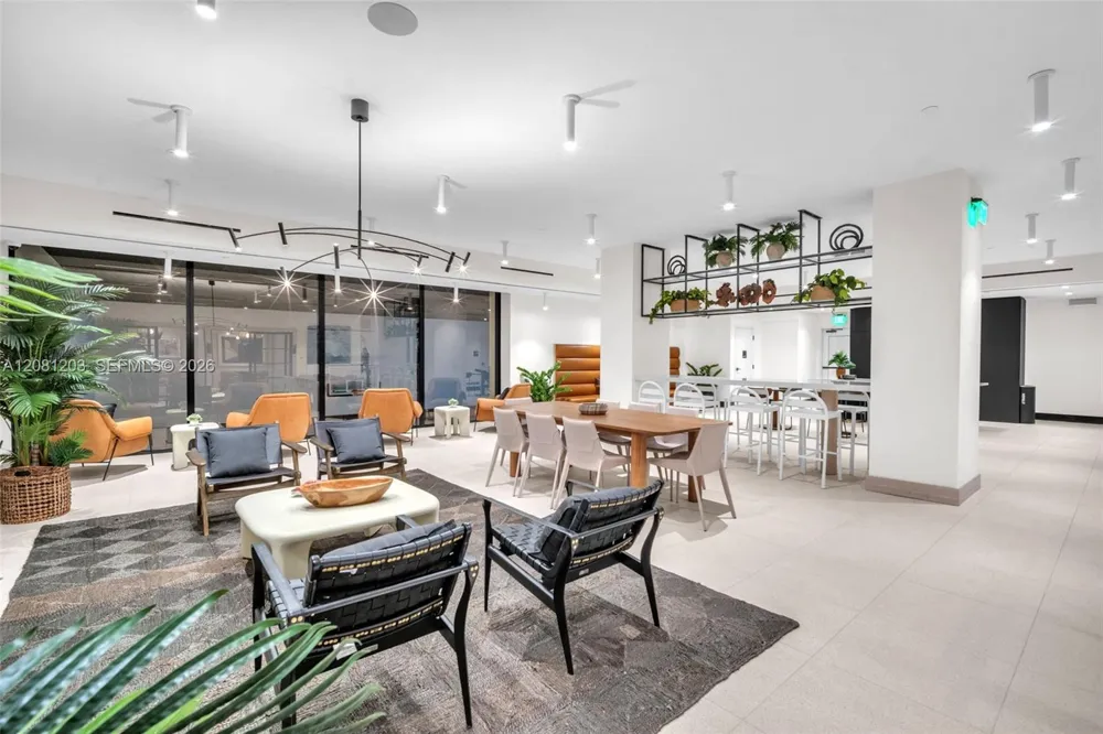 225 Miami Ave #1202 Miami, FL 33128