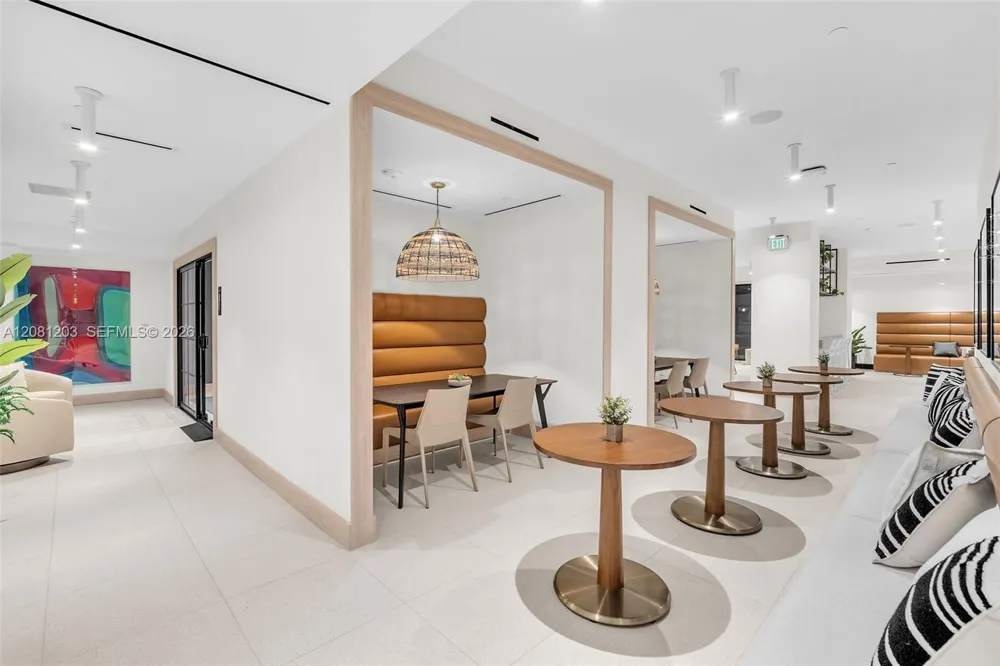 225 Miami Ave #1202 Miami, FL 33128