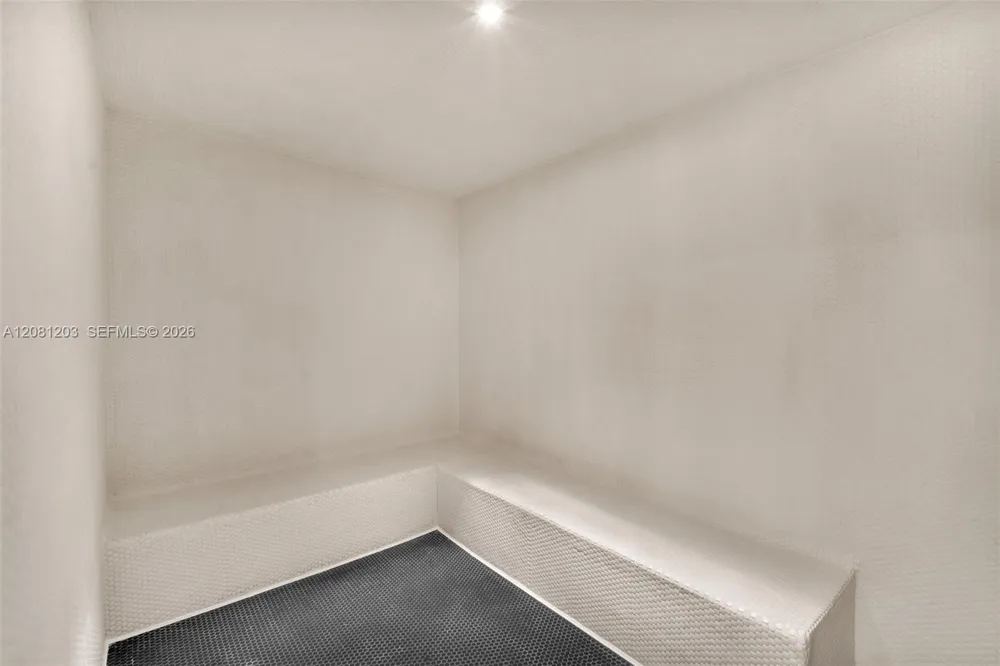 225 Miami Ave #1202 Miami, FL 33128