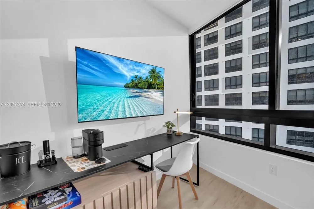225 Miami Ave #1202 Miami, FL 33128