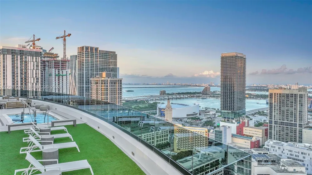 225 Miami Ave #1202 Miami, FL 33128