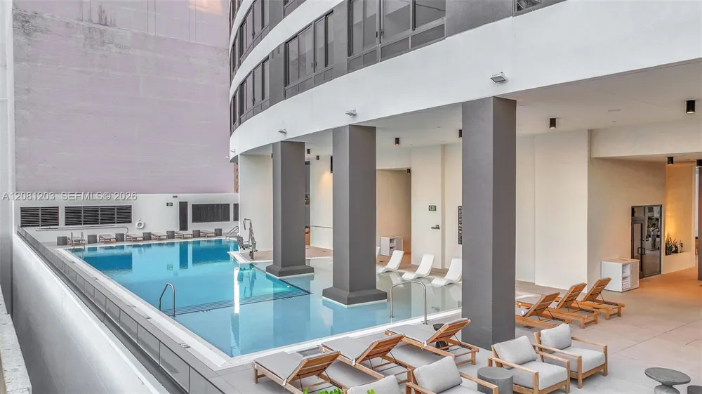 225 Miami Ave #1202 Miami, FL 33128