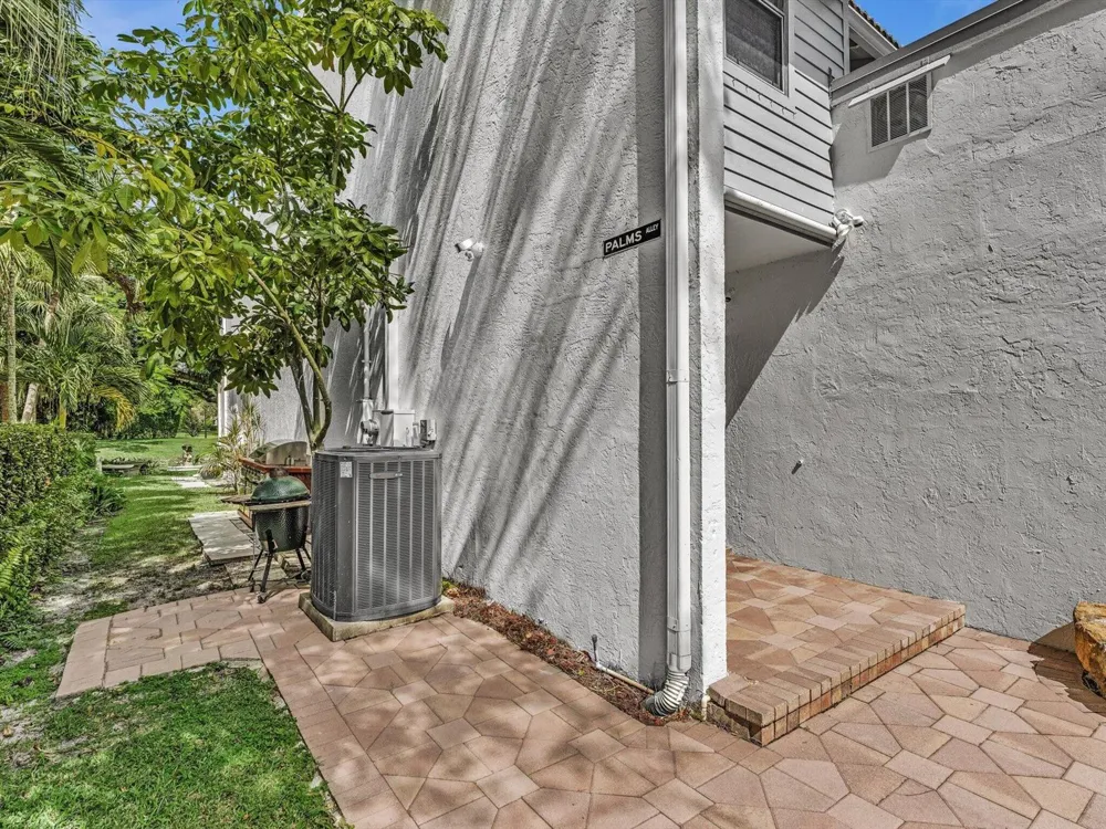 1970 CANTERBURY CIRCLE #1970 Wellington, FL 33414